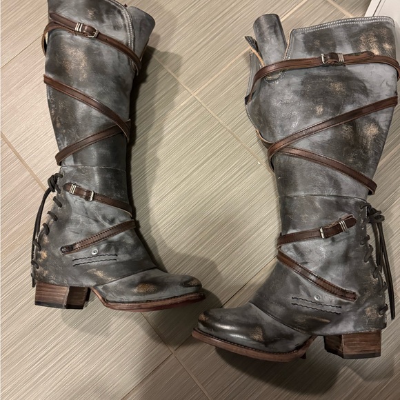 freebird Shoes - Freebird ice Cassius size 8